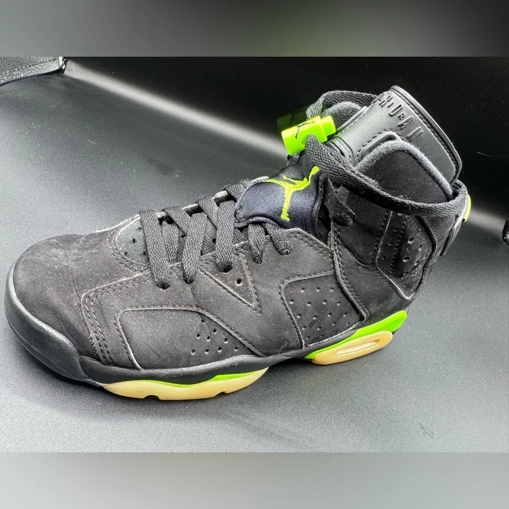 Jordan Black and Green Sneakers with Air Unit and Perforated Panels